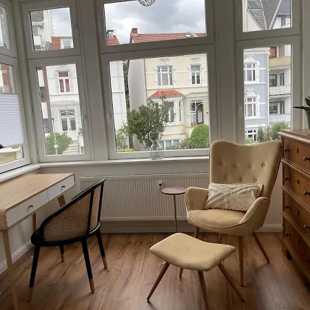 Grosse Design-wohnung Im Beliebtesten Stadtteil *