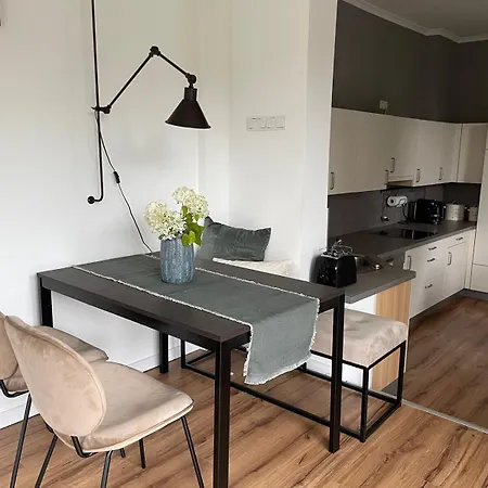 Grosse Design-wohnung Im Beliebtesten Stadtteil *