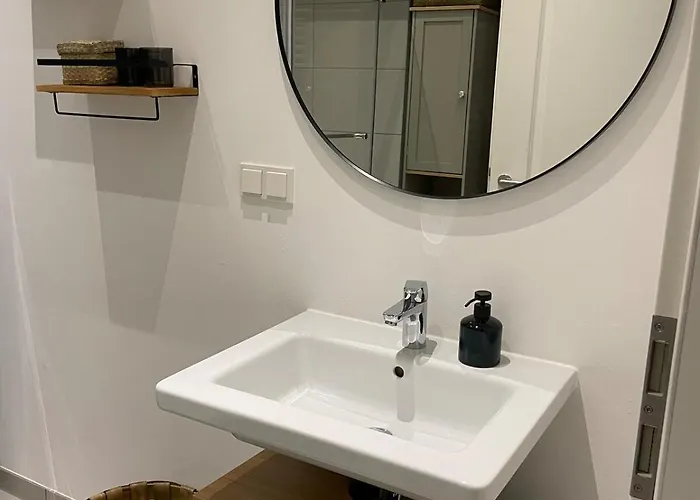 Grosse Design-wohnung Im Beliebtesten Stadtteil * Бремен